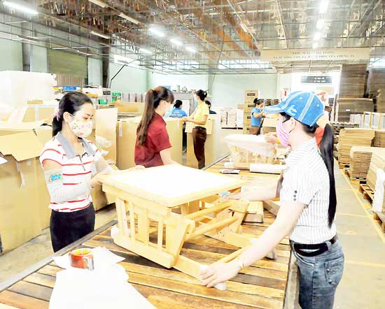 Chế biến gỗ xuất khẩu - Dè chừng rủi ro